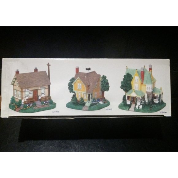 Liberty Falls - 3 Piece Village Set - 757917217921 - AH407 - Picture 2 of 16
